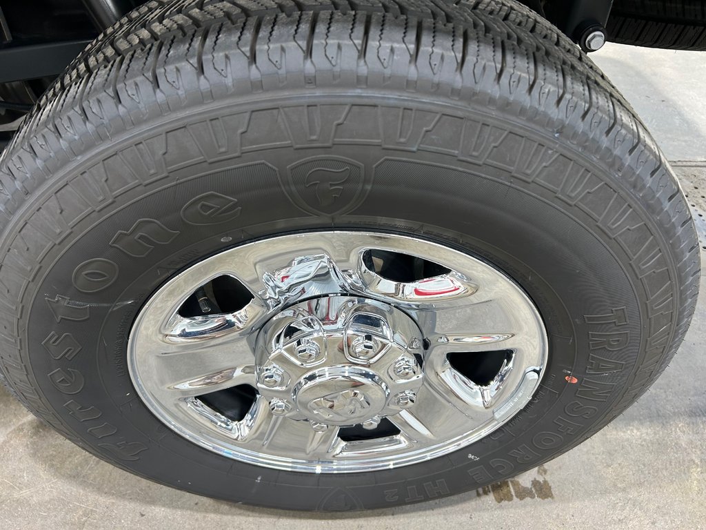 2025 Ram 2500 TRADESMAN in Grand-Sault and Edmunston, New Brunswick - 7 - w1024h768px