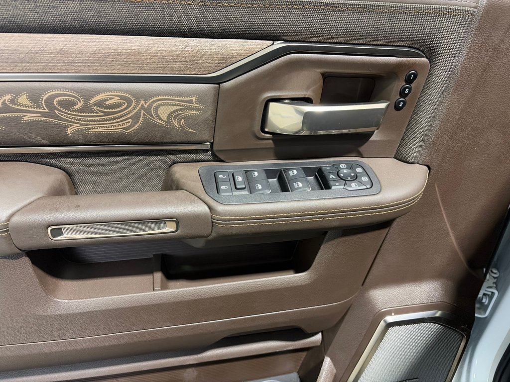 Ram 2500 LIMITED LONGHORN 2026 à Grand-Sault et Edmunston, Nouveau-Brunswick - 12 - w1024h768px