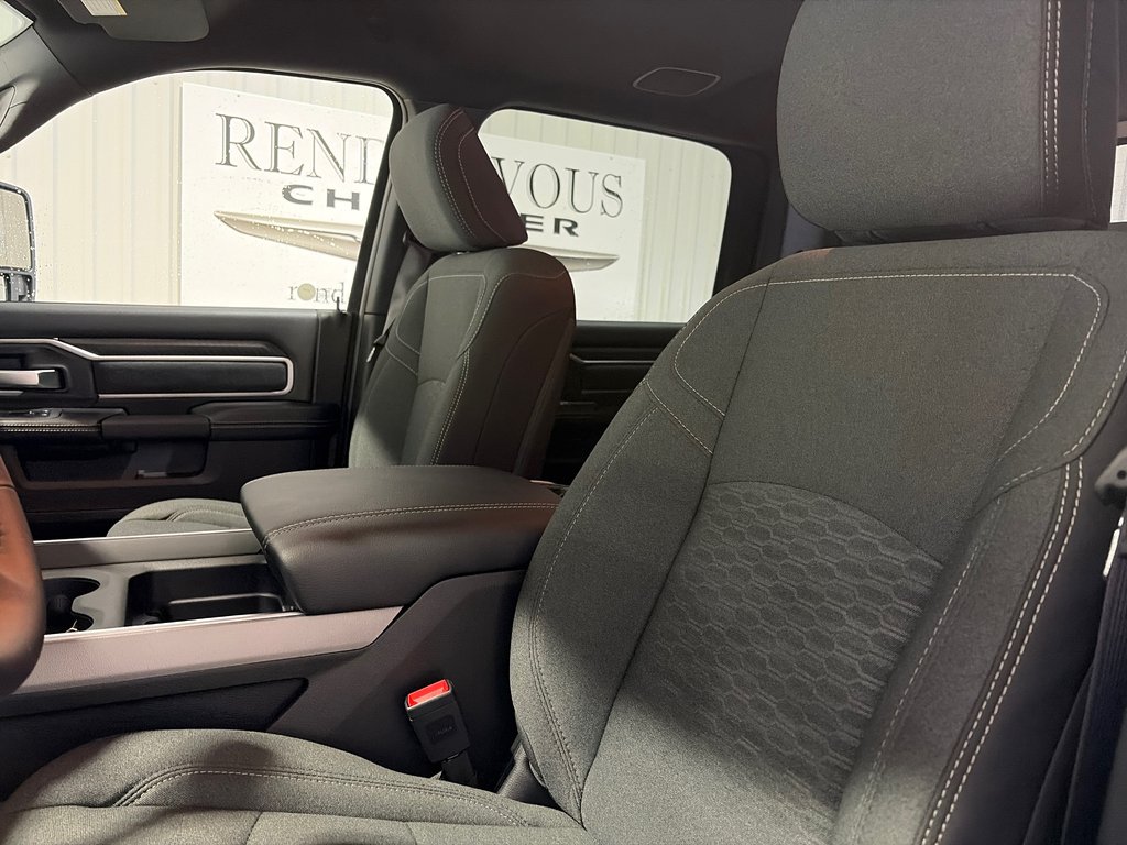 2026 Ram 2500 BIG HORN in Grand-Sault and Edmunston, New Brunswick - 14 - w1024h768px