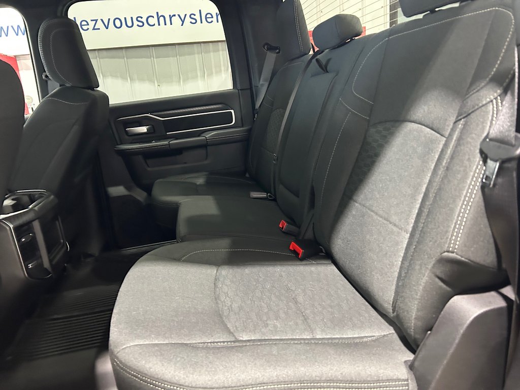 2026 Ram 2500 BIG HORN in Grand-Sault and Edmunston, New Brunswick - 8 - w1024h768px