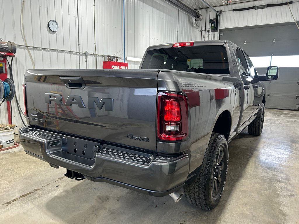 2026 Ram 2500 BIG HORN in Grand-Sault and Edmunston, New Brunswick - 4 - w1024h768px