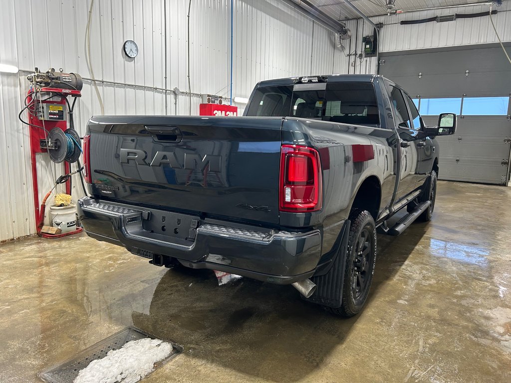 2026 Ram 2500 BIG HORN in Grand-Sault and Edmunston, New Brunswick - 4 - w1024h768px