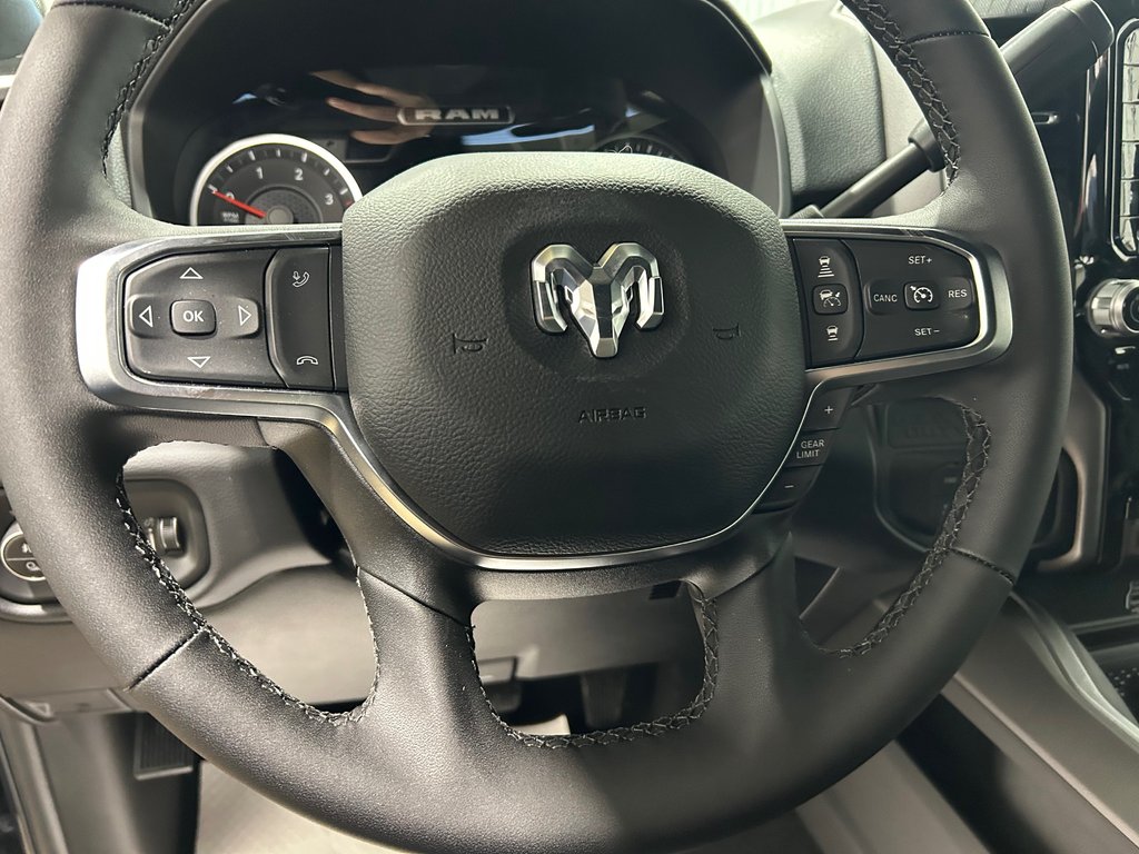 2026 Ram 2500 BIG HORN in Grand-Sault and Edmunston, New Brunswick - 10 - w1024h768px