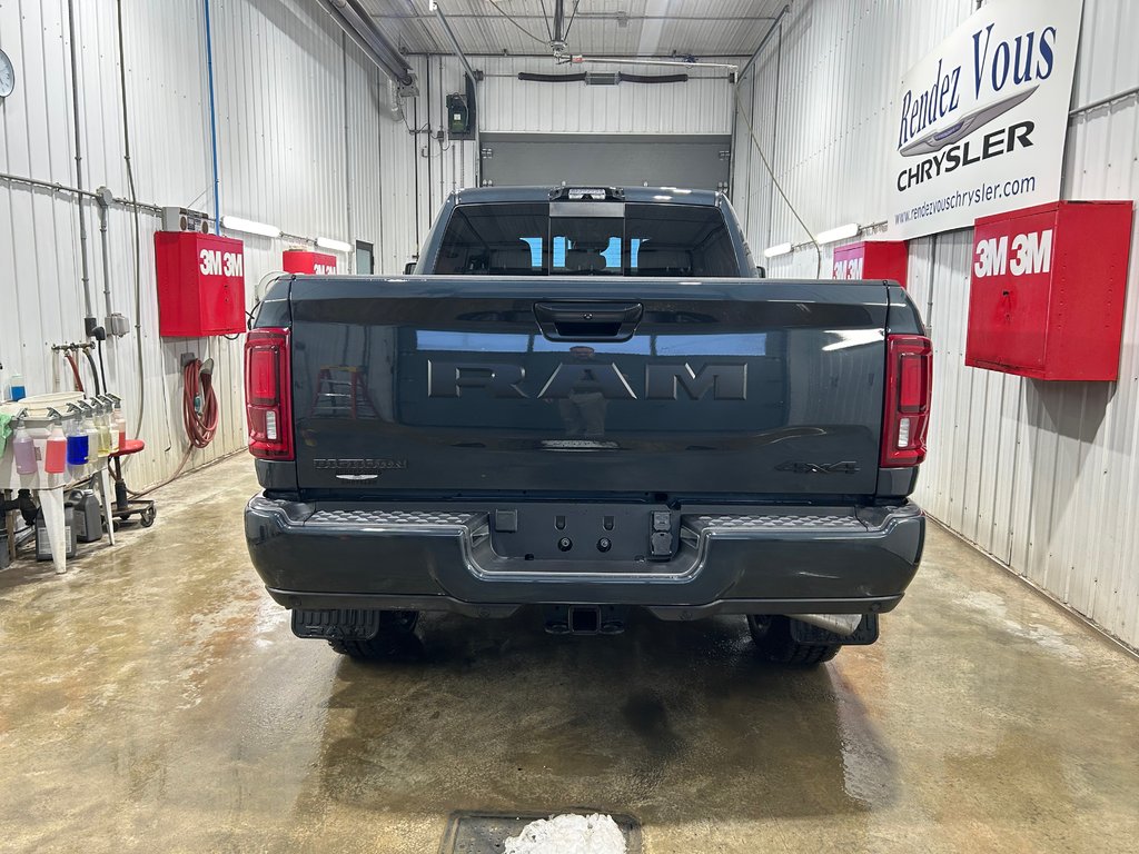 2026 Ram 2500 BIG HORN in Grand-Sault and Edmunston, New Brunswick - 5 - w1024h768px