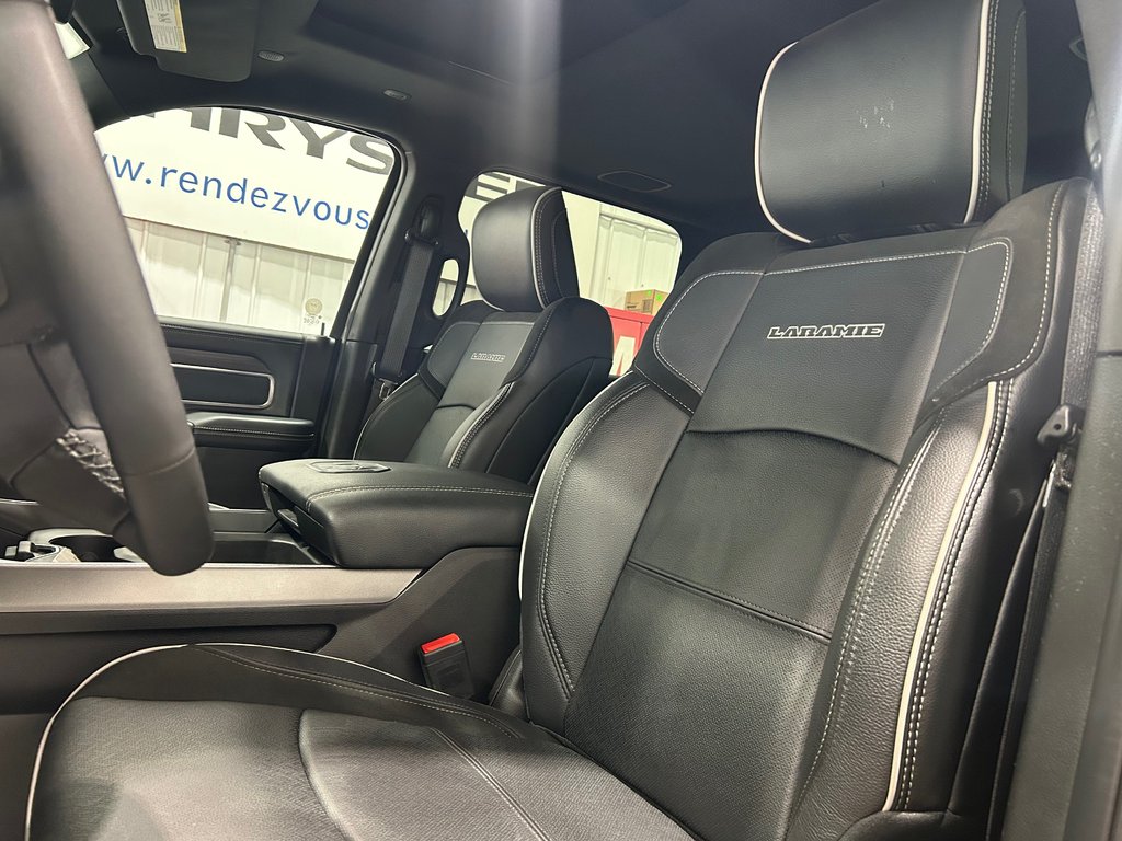 2026 Ram 2500 LARAMIE in Grand-Sault and Edmunston, New Brunswick - 9 - w1024h768px