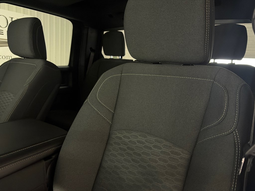 2026 Ram 2500 WARLOCK in Grand-Sault and Edmunston, New Brunswick - 14 - w1024h768px