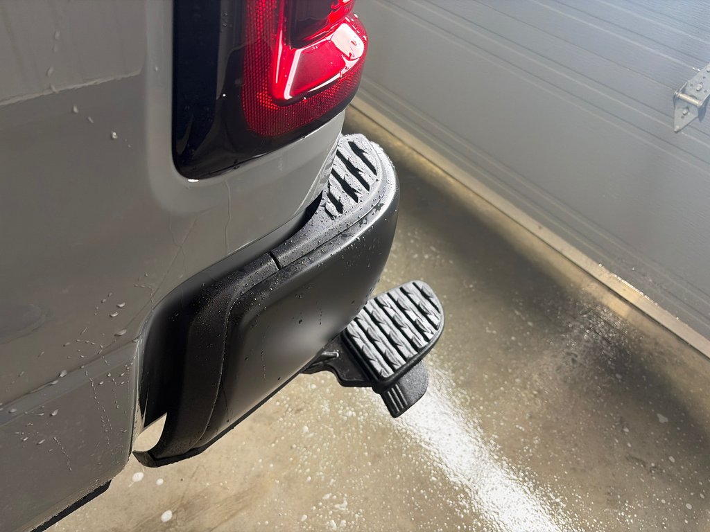 2026 Ram 2500 WARLOCK in Grand-Sault and Edmunston, New Brunswick - 9 - w1024h768px