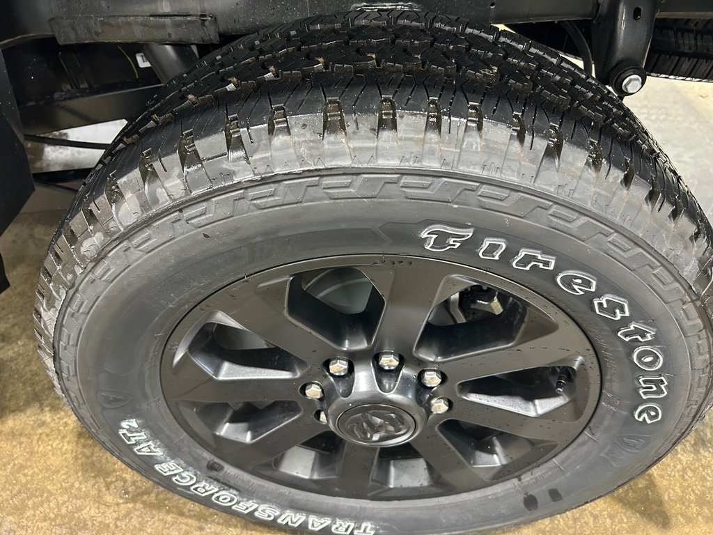 2026 Ram 2500 BLACK EXPRESS in Grand-Sault and Edmunston, New Brunswick - 7 - w1024h768px