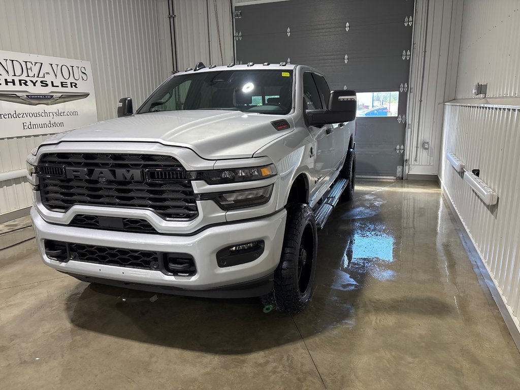 2026 Ram 2500 BIG HORN in Grand-Sault and Edmunston, New Brunswick - 1 - w1024h768px