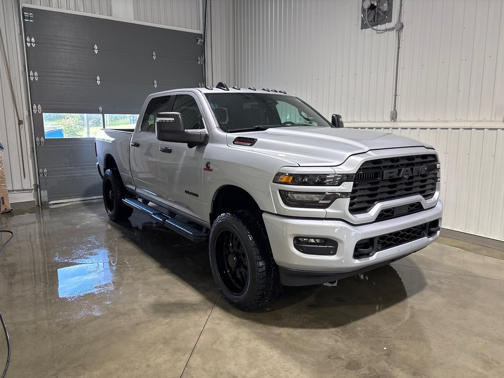 2026 Ram 2500 BIG HORN in Grand-Sault and Edmunston, New Brunswick - 3 - w1024h768px