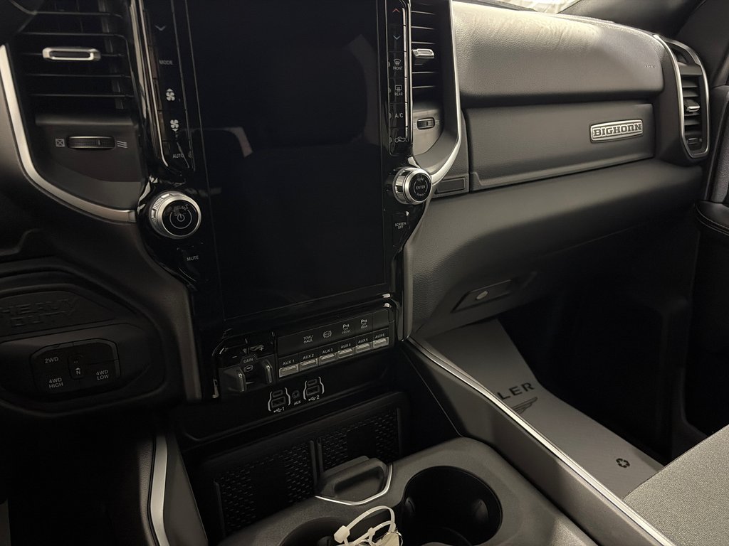 2026 Ram 2500 BIG HORN in Grand-Sault and Edmunston, New Brunswick - 13 - w1024h768px