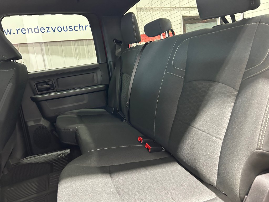 2026 Ram 2500 WARLOCK in Grand-Sault and Edmunston, New Brunswick - 9 - w1024h768px