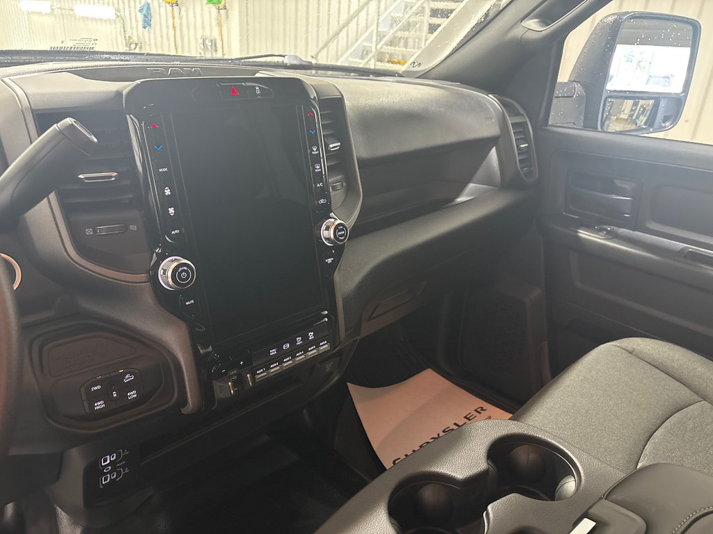 Ram 2500 WARLOCK 2026 à Grand-Sault et Edmunston, Nouveau-Brunswick - 8 - w1024h768px