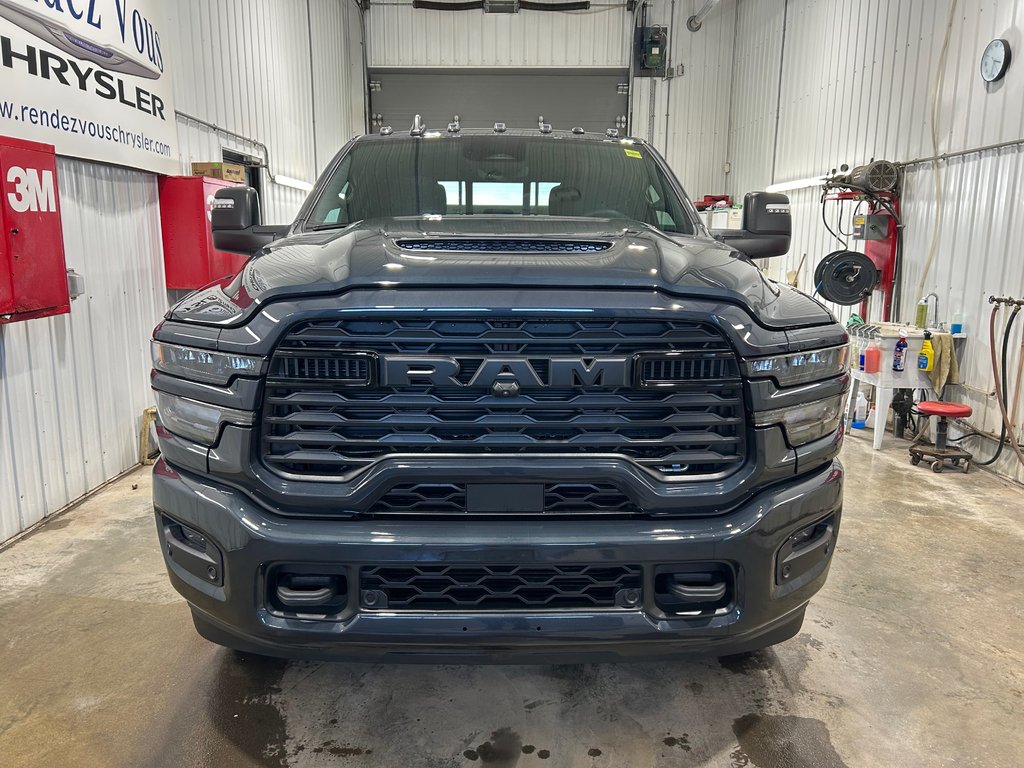 2027 Ram 2500 BIG HORN in Grand-Sault and Edmunston, New Brunswick - 2 - w1024h768px