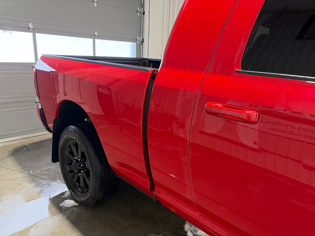 2022 Ram 3500 BIG HORN/LONE STAR Big Horn in Grand-Sault and Edmunston, New Brunswick - 4 - w1024h768px