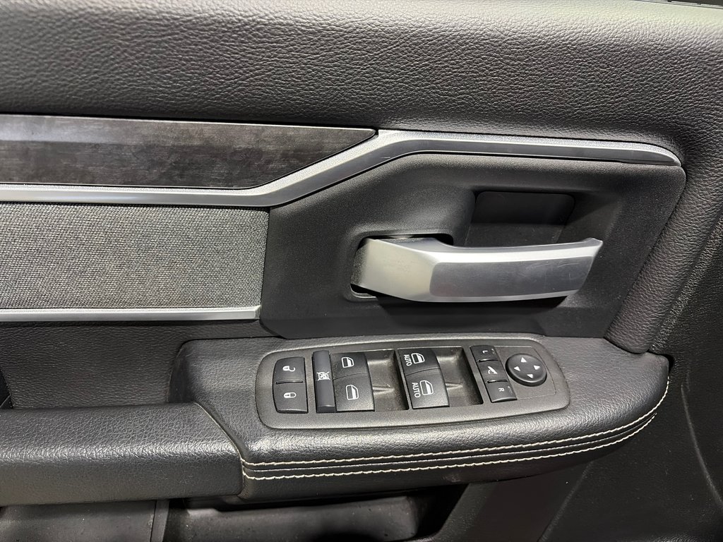 2022 Ram 3500 BIG HORN/LONE STAR Big Horn in Grand-Sault and Edmunston, New Brunswick - 12 - w1024h768px