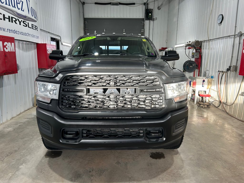 2019 Ram 3500 Tradesman in Grand-Sault and Edmunston, New Brunswick - 2 - w1024h768px