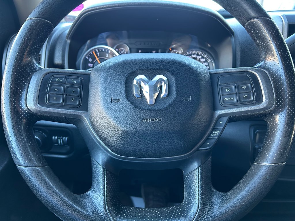 2019 Ram 3500 Tradesman in Grand-Sault and Edmunston, New Brunswick - 10 - w1024h768px