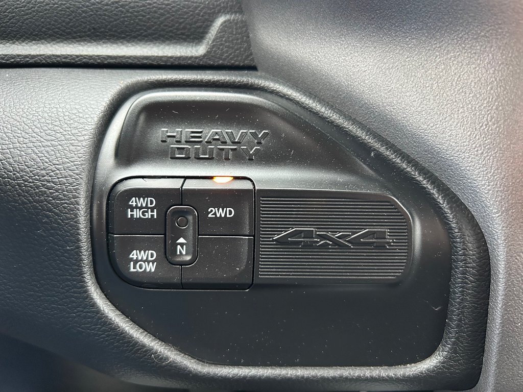 2020 Ram 3500 BIG HORN in Grand-Sault and Edmunston, New Brunswick - 15 - w1024h768px