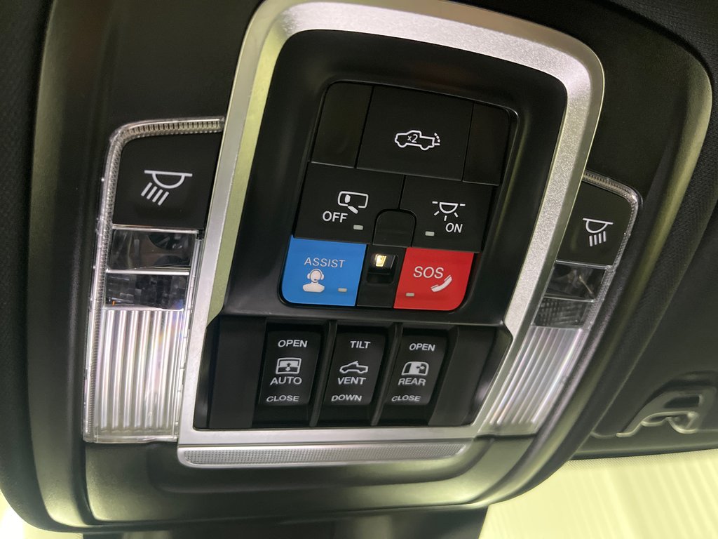 2026 Ram 3500 LARAMIE in Grand-Sault and Edmunston, New Brunswick - 17 - w1024h768px