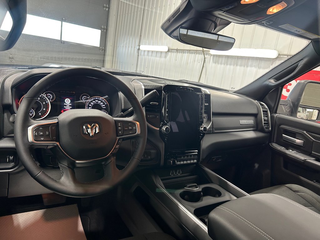 2026 Ram 3500 BIG HORN in Grand-Sault and Edmunston, New Brunswick - 7 - w1024h768px