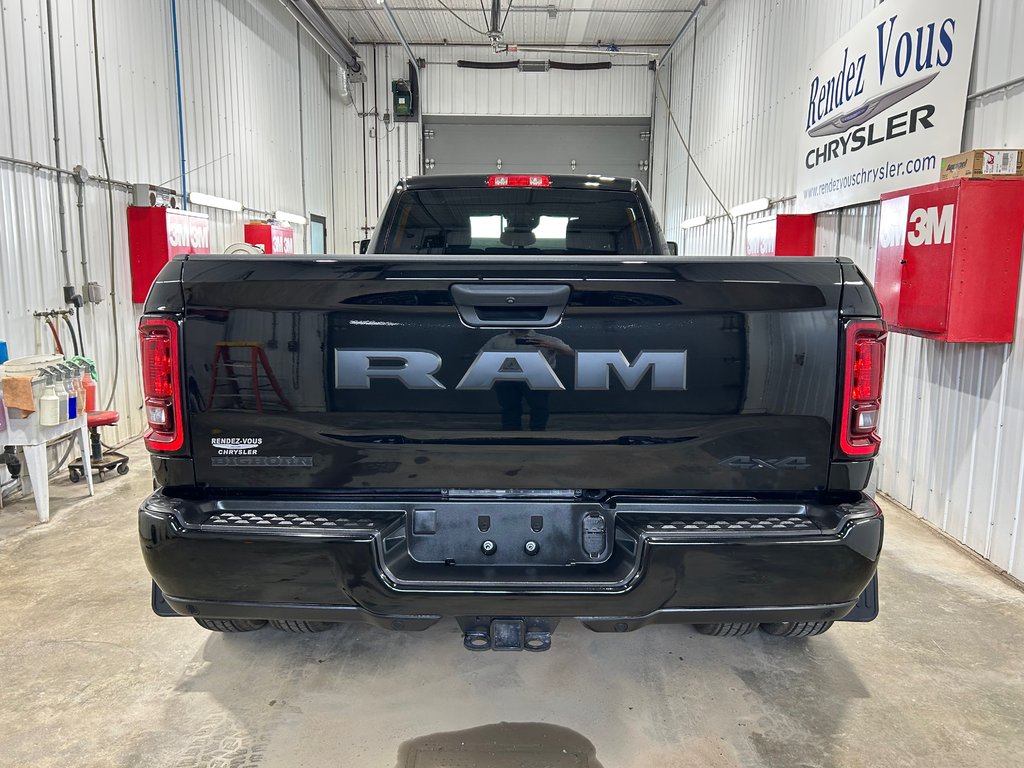 Ram 3500 BIG HORN 2026 à Grand-Sault et Edmunston, Nouveau-Brunswick - 5 - w1024h768px