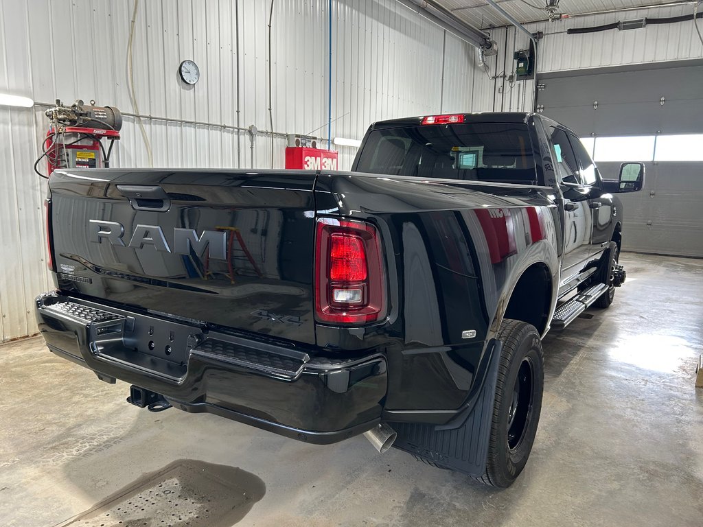 Ram 3500 BIG HORN 2026 à Grand-Sault et Edmunston, Nouveau-Brunswick - 4 - w1024h768px