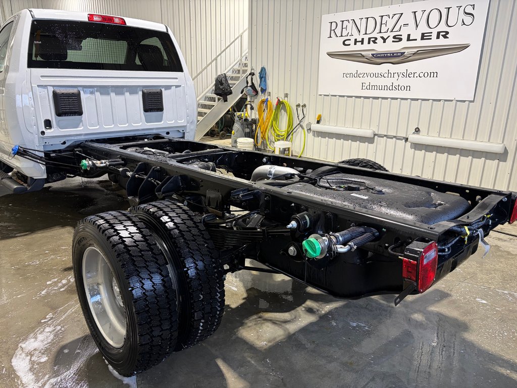 2026 Ram 5500 TRADESMAN in Grand-Sault and Edmunston, New Brunswick - 6 - w1024h768px