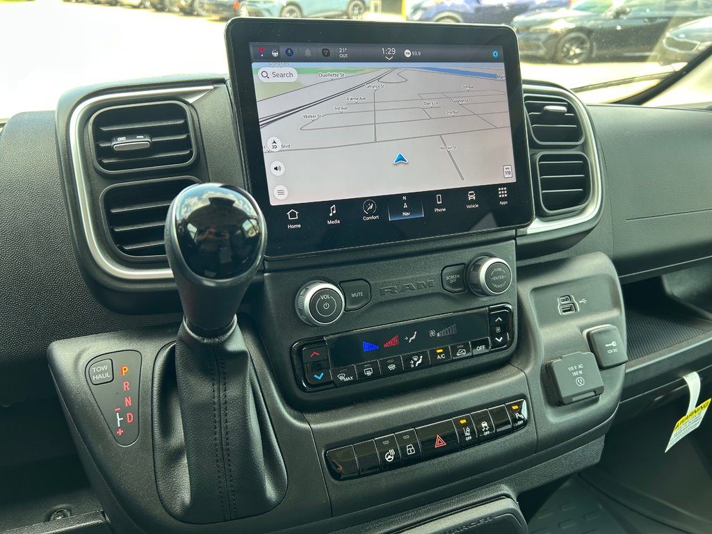 Ram Promaster 2500 Window Van High Roof 159 in. WB 2025 à Grand-Sault et Edmunston, Nouveau-Brunswick - 11 - w1024h768px