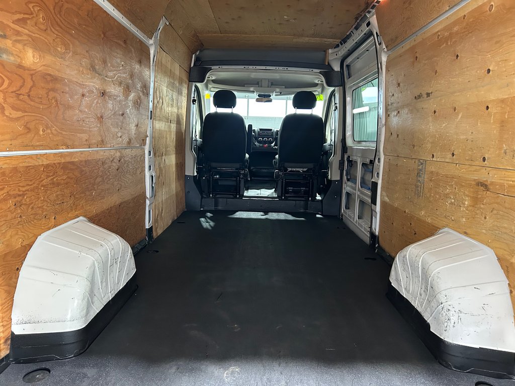 ProMaster 2500  2016 à Grand-Sault et Edmunston, Nouveau-Brunswick - 6 - w1024h768px