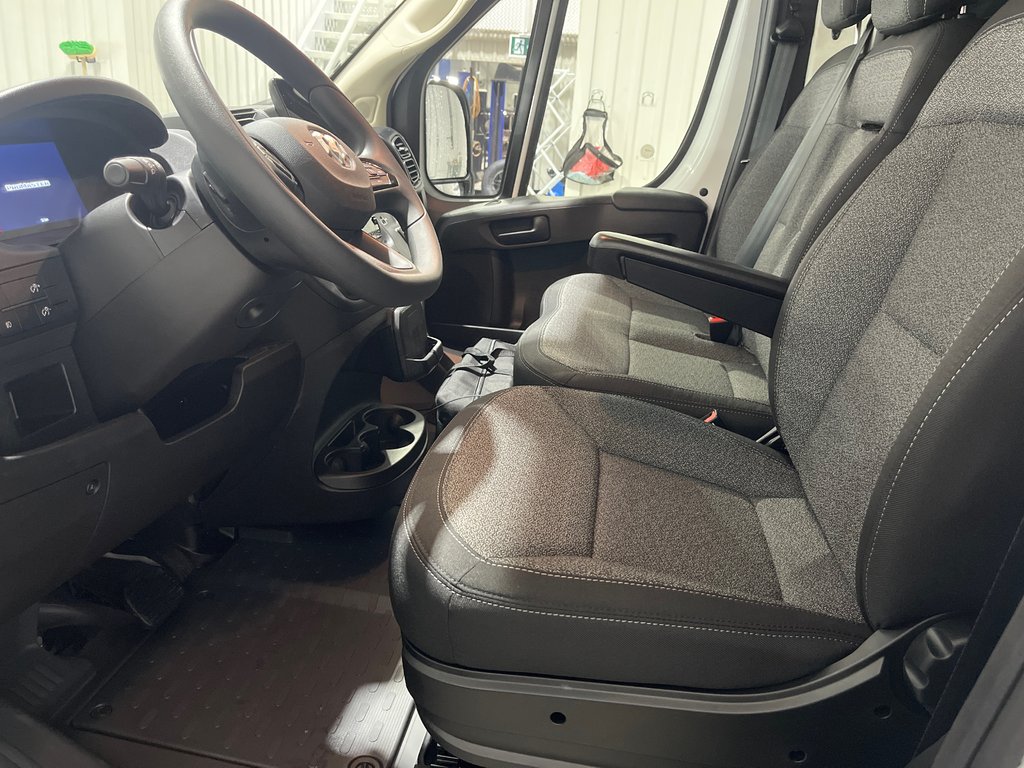 2026 Ram Promaster Cargo Van 3500 TRADESMAN W/ PASS SEAT in Grand-Sault and Edmunston, New Brunswick - 10 - w1024h768px