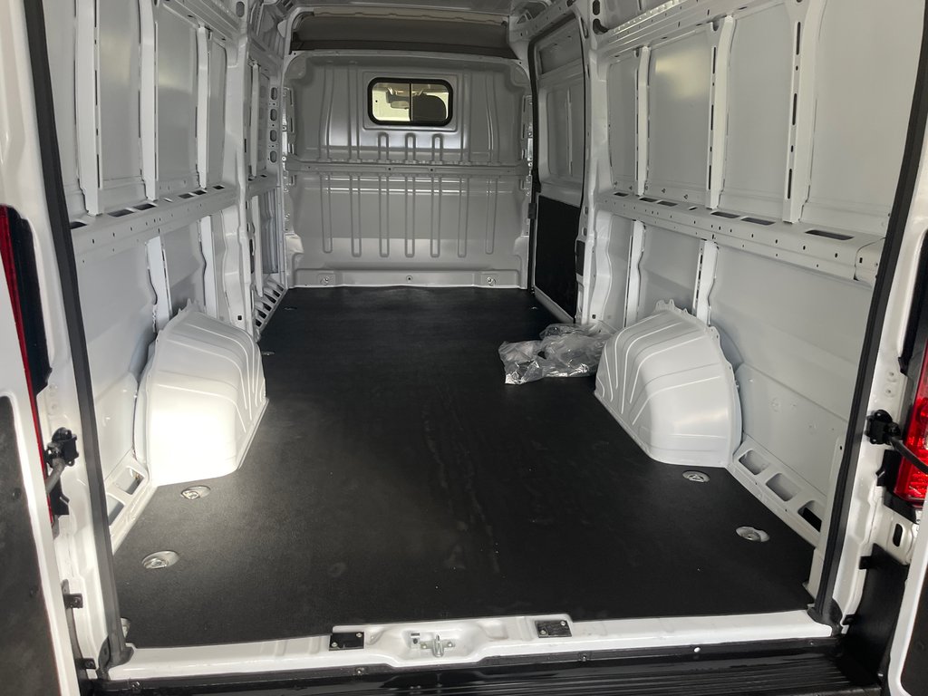 2026 Ram Promaster Cargo Van 3500 TRADESMAN W/ PASS SEAT in Grand-Sault and Edmunston, New Brunswick - 17 - w1024h768px