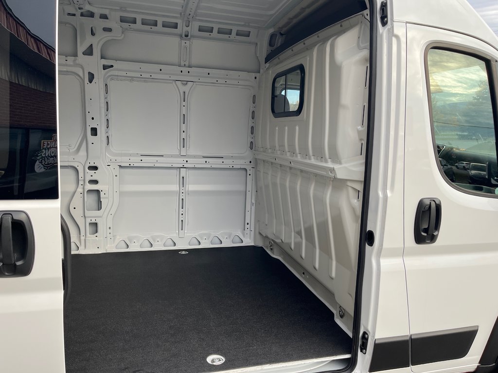 PROMASTER CARGO VAN 2500 SLT+ 2025 à Grand-Sault et Edmunston, Nouveau-Brunswick - 11 - w1024h768px