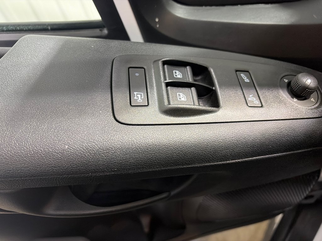 2026 Ram Promaster Cargo Van 2500 TRADESMAN W/ PASS SEAT in Grand-Sault and Edmunston, New Brunswick - 10 - w1024h768px
