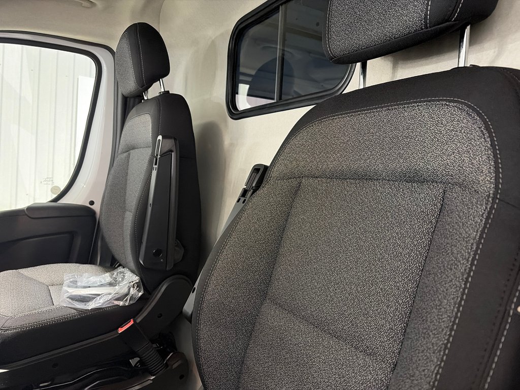2026 Ram Promaster Cargo Van 2500 TRADESMAN W/ PASS SEAT in Grand-Sault and Edmunston, New Brunswick - 12 - w1024h768px
