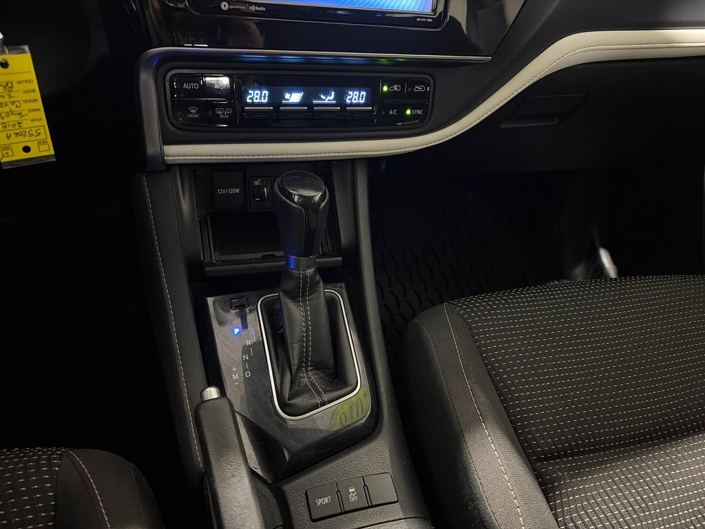 2018 Toyota COROLLA IM in Grand-Sault and Edmunston, New Brunswick - 19 - w1024h768px