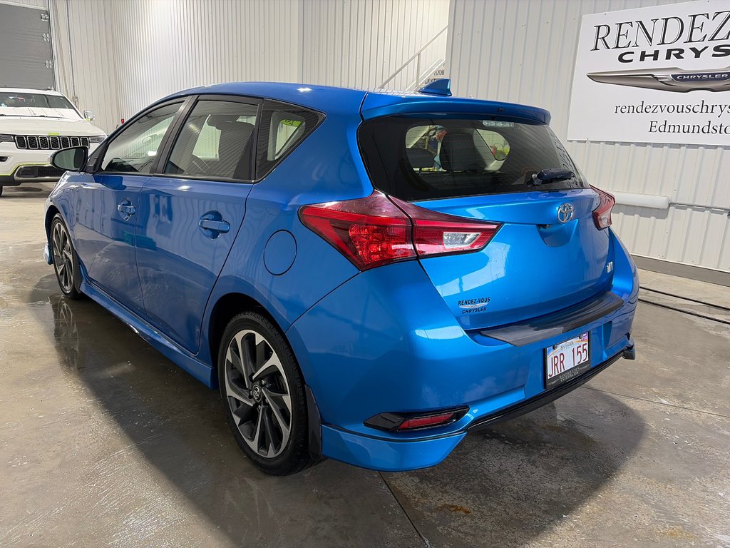 2018 Toyota COROLLA IM in Grand-Sault and Edmunston, New Brunswick - 7 - w1024h768px