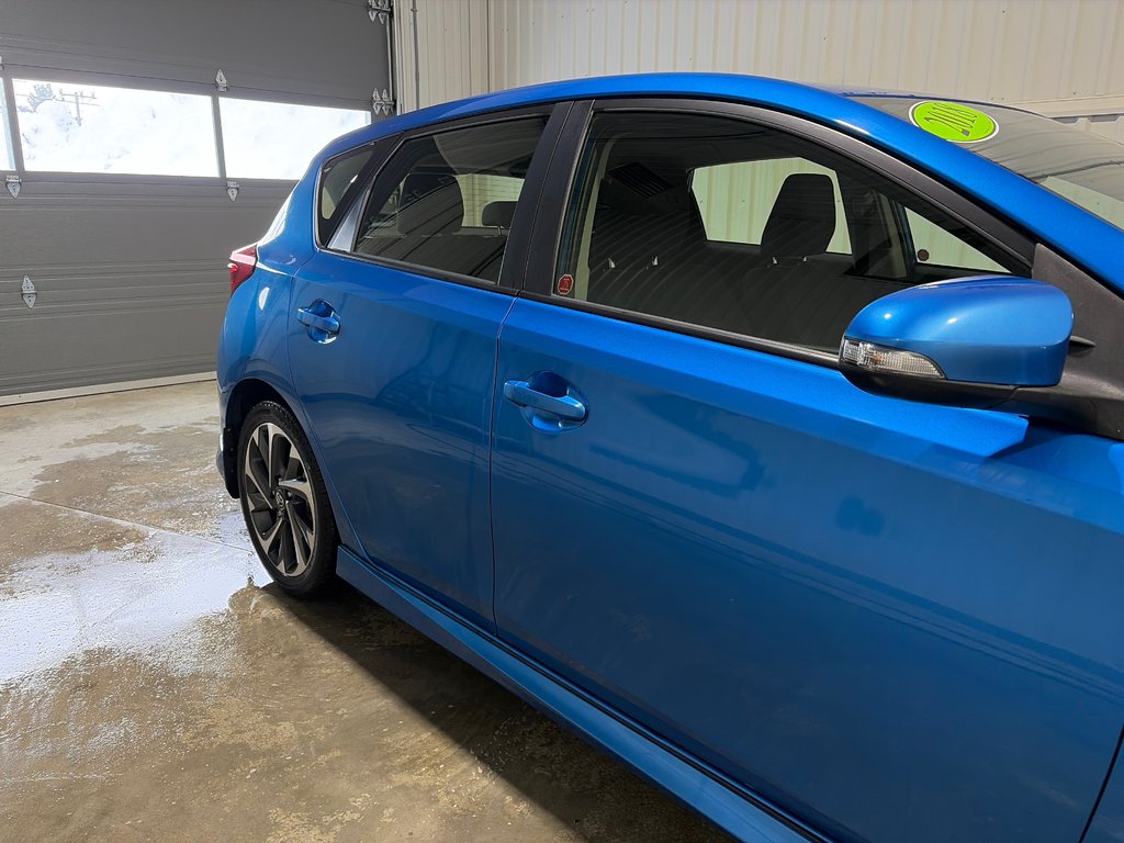 2018 Toyota COROLLA IM in Grand-Sault and Edmunston, New Brunswick - 4 - w1024h768px