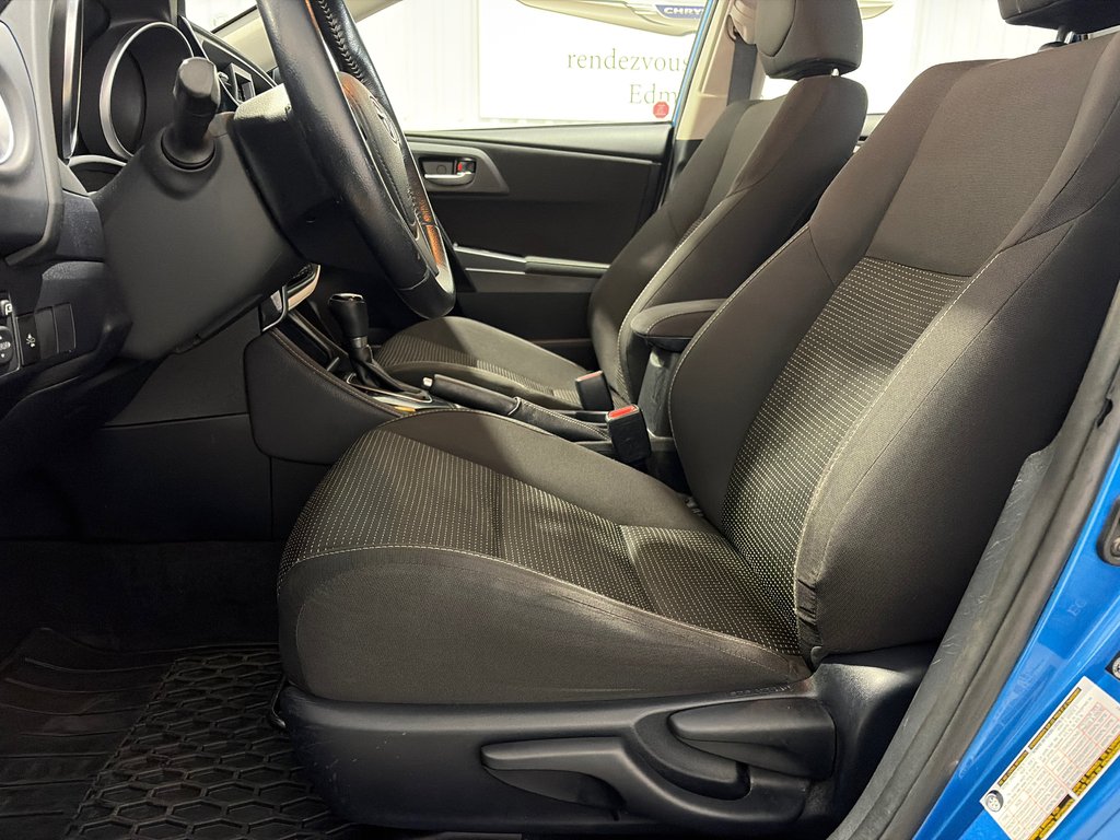 2018 Toyota COROLLA IM in Grand-Sault and Edmunston, New Brunswick - 12 - w1024h768px