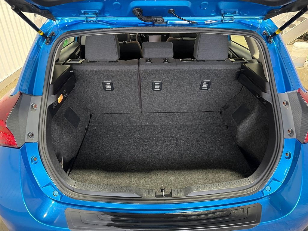 2018 Toyota COROLLA IM in Grand-Sault and Edmunston, New Brunswick - 9 - w1024h768px