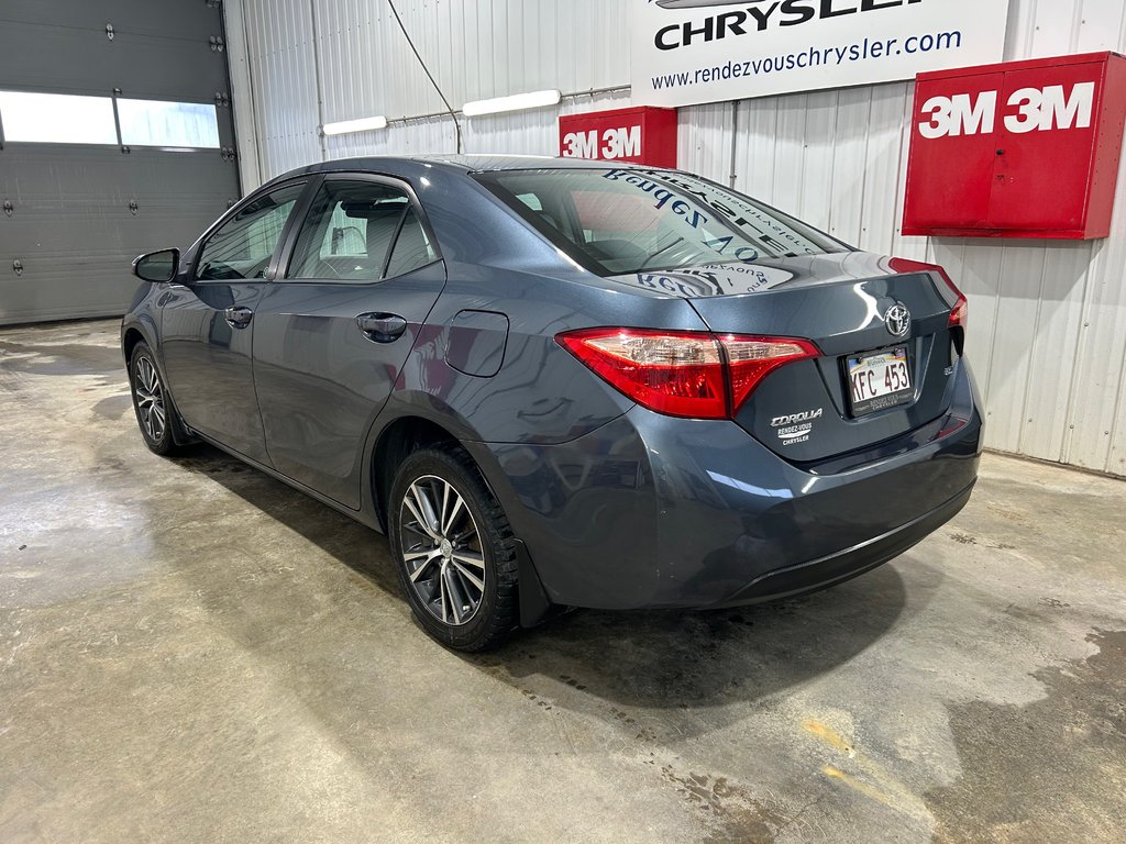 Toyota COROLLA  2017 à Grand-Sault et Edmunston, Nouveau-Brunswick - 6 - w1024h768px