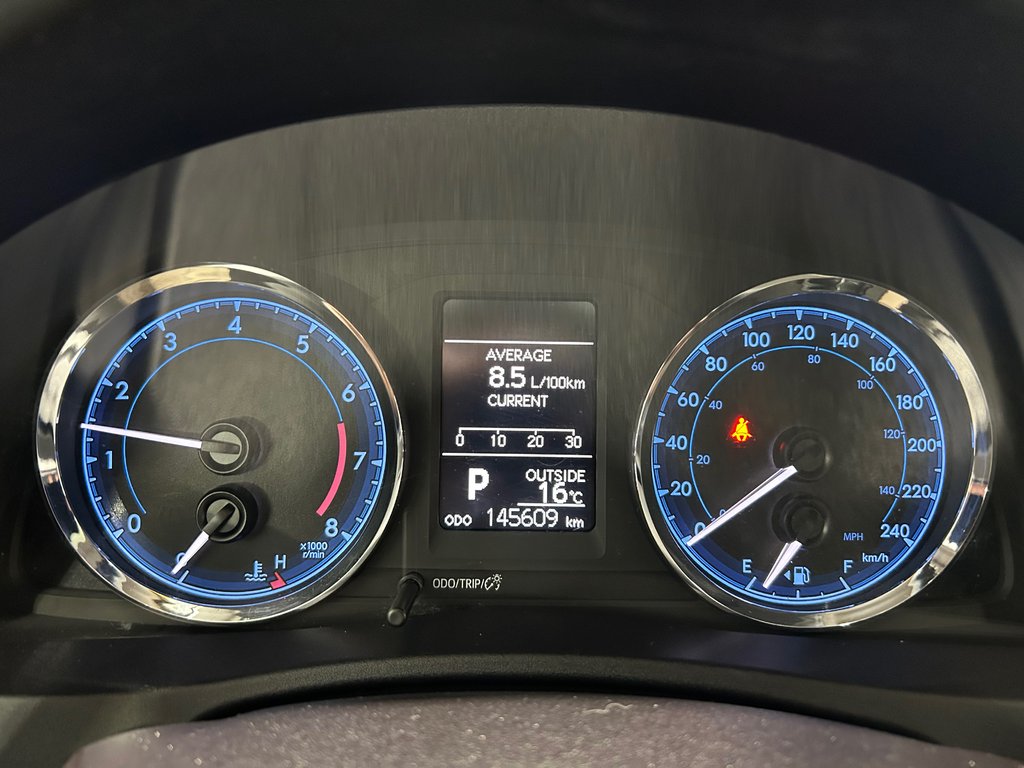 Toyota COROLLA  2017 à Grand-Sault et Edmunston, Nouveau-Brunswick - 10 - w1024h768px