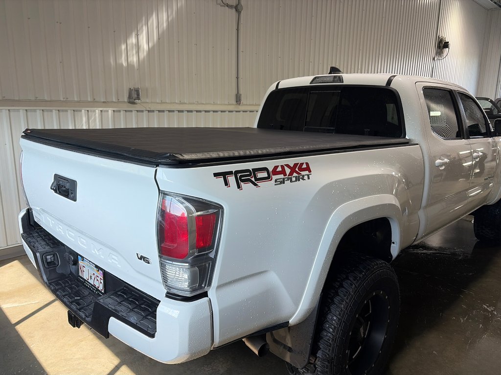 Toyota TACOMA DBL CAB SR5/TRD  2023 à Grand-Sault et Edmunston, Nouveau-Brunswick - 5 - w1024h768px