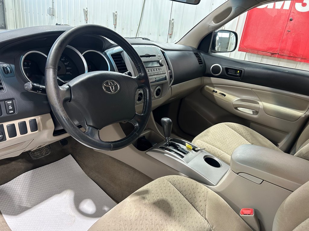 2007 Toyota TACOMA in Grand-Sault and Edmunston, New Brunswick - 7 - w1024h768px