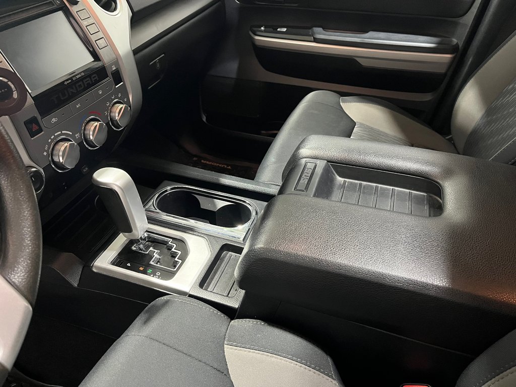 Toyota TUNDRA CREWMAX SR5 SR5 Plus 2019 à Grand-Sault et Edmunston, Nouveau-Brunswick - 13 - w1024h768px