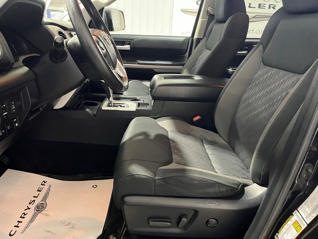 Toyota TUNDRA CREWMAX SR5 SR5 Plus 2018 à Grand-Sault et Edmunston, Nouveau-Brunswick - 11 - w1024h768px
