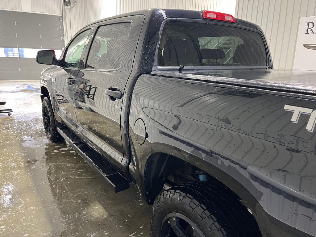Toyota TUNDRA CREWMAX SR5 SR5 Plus 2018 à Grand-Sault et Edmunston, Nouveau-Brunswick - 7 - w1024h768px