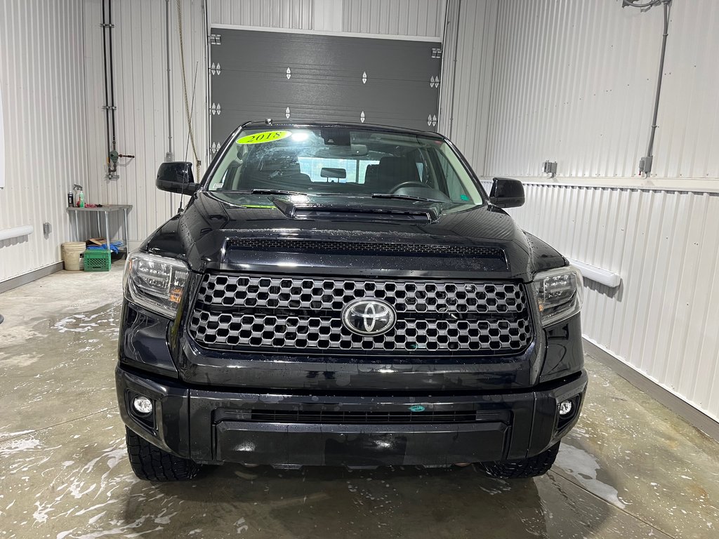 Toyota TUNDRA CREWMAX SR5 SR5 Plus 2018 à Grand-Sault et Edmunston, Nouveau-Brunswick - 2 - w1024h768px