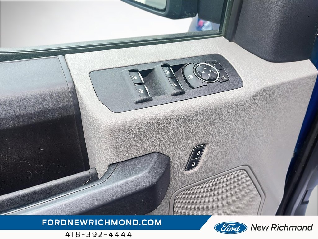 Ford F-150 XL cabine SuperCrew 4RM caisse de 5,5 pi STX 2018 à New Richmond, Québec - 9 - w1024h768px