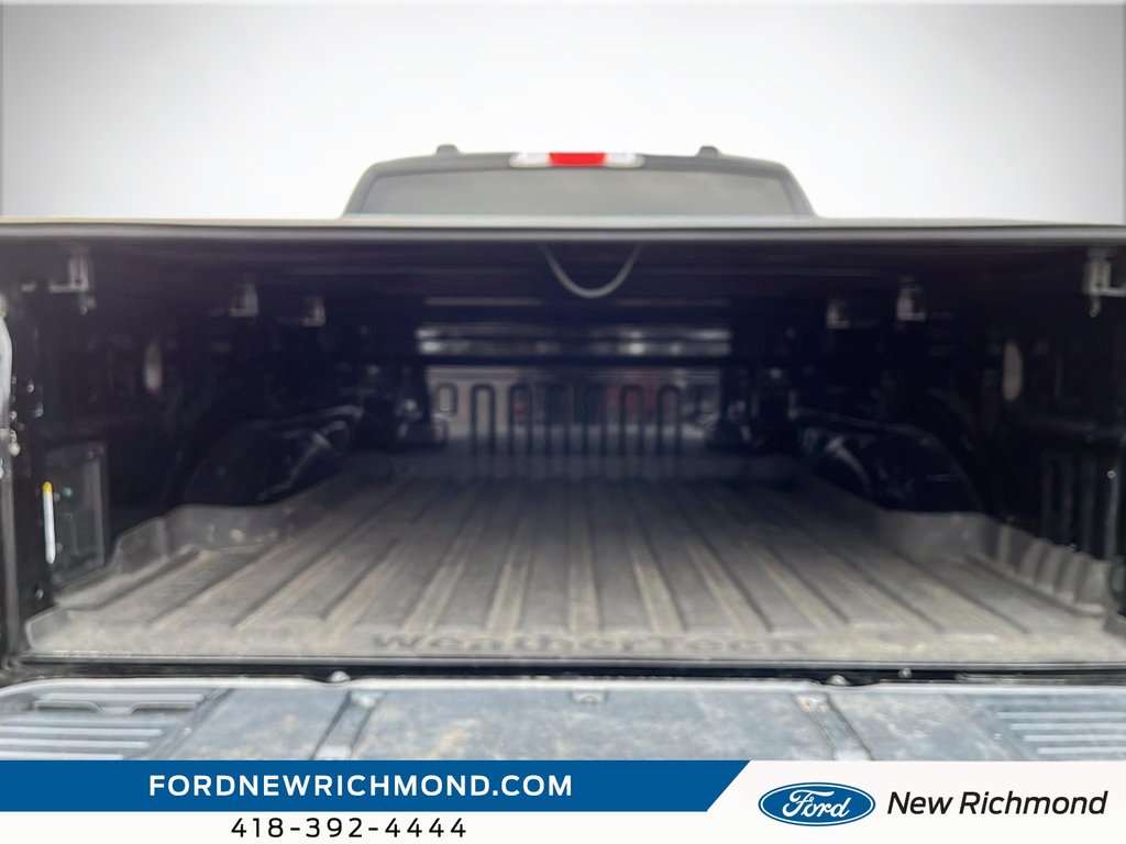 Ford F-150 XLT cabine SuperCrew 4RM caisse de 5,5 pi 2023 à New Richmond, Québec - 21 - w1024h768px